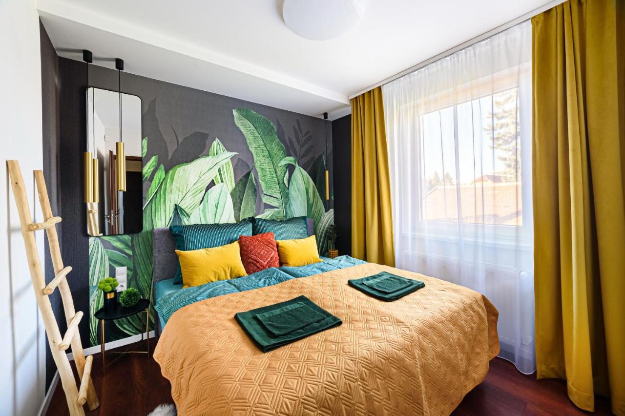 Hid19 Apartman Gyor Belvaros-Free Parking-Terrace Az Rq Vizi Elmenypark Es Gyogyfuerdonel Zewnętrze zdjęcie