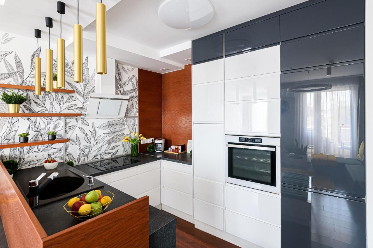 Hid19 Apartman Gyor Belvaros-Free Parking-Terrace Az Rq Vizi Elmenypark Es Gyogyfuerdonel Zewnętrze zdjęcie