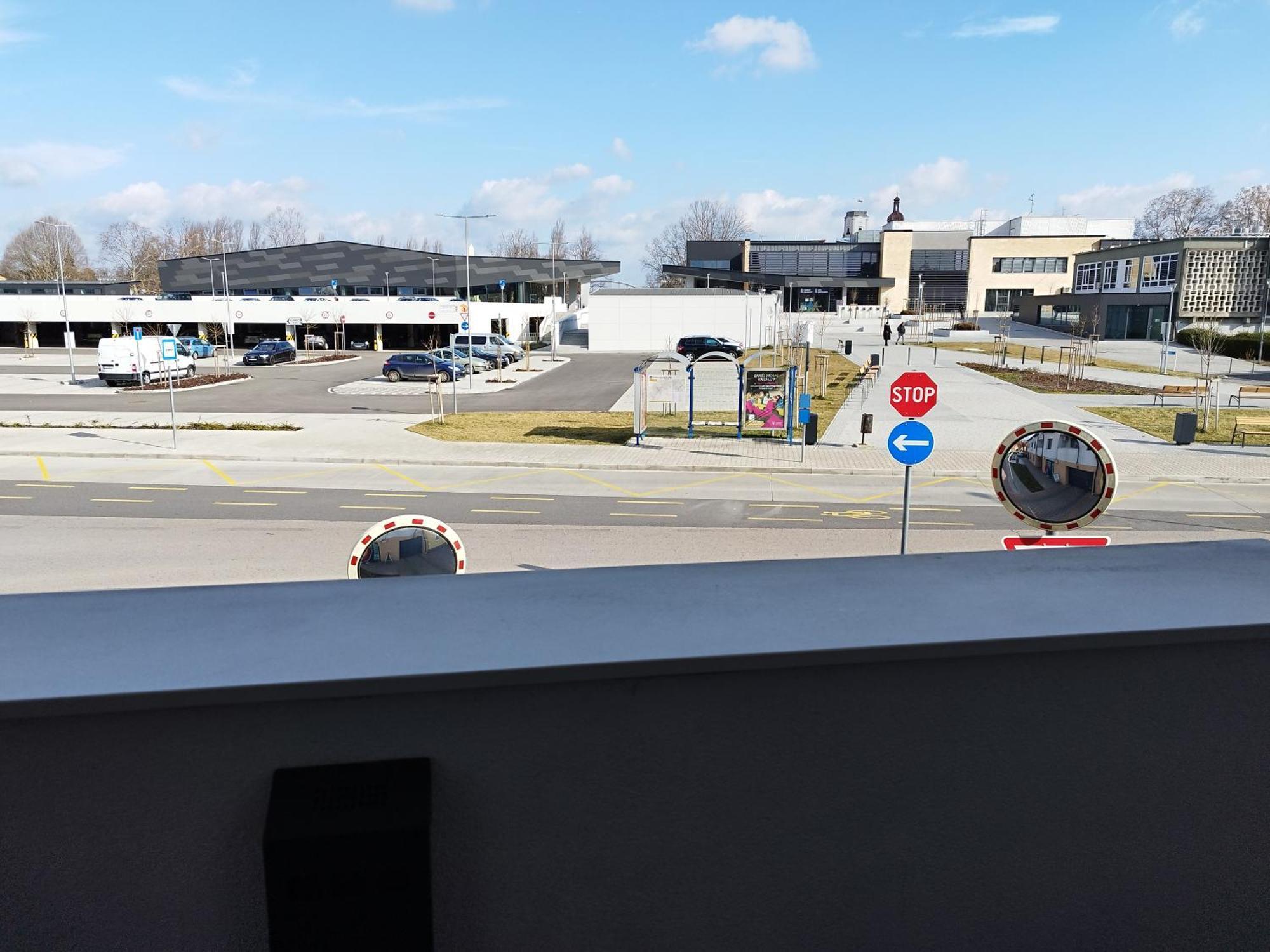 Hid19 Apartman Gyor Belvaros-Free Parking-Terrace Az Rq Vizi Elmenypark Es Gyogyfuerdonel Zewnętrze zdjęcie